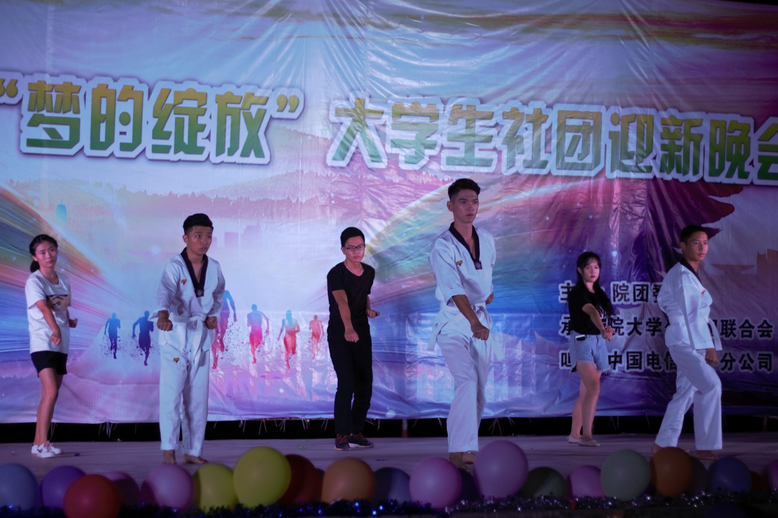 IMG_0544.jpg IMG_0544.jpg