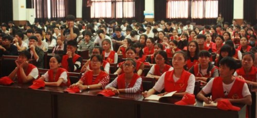 环保活动1.jpg 环保活动1.jpg