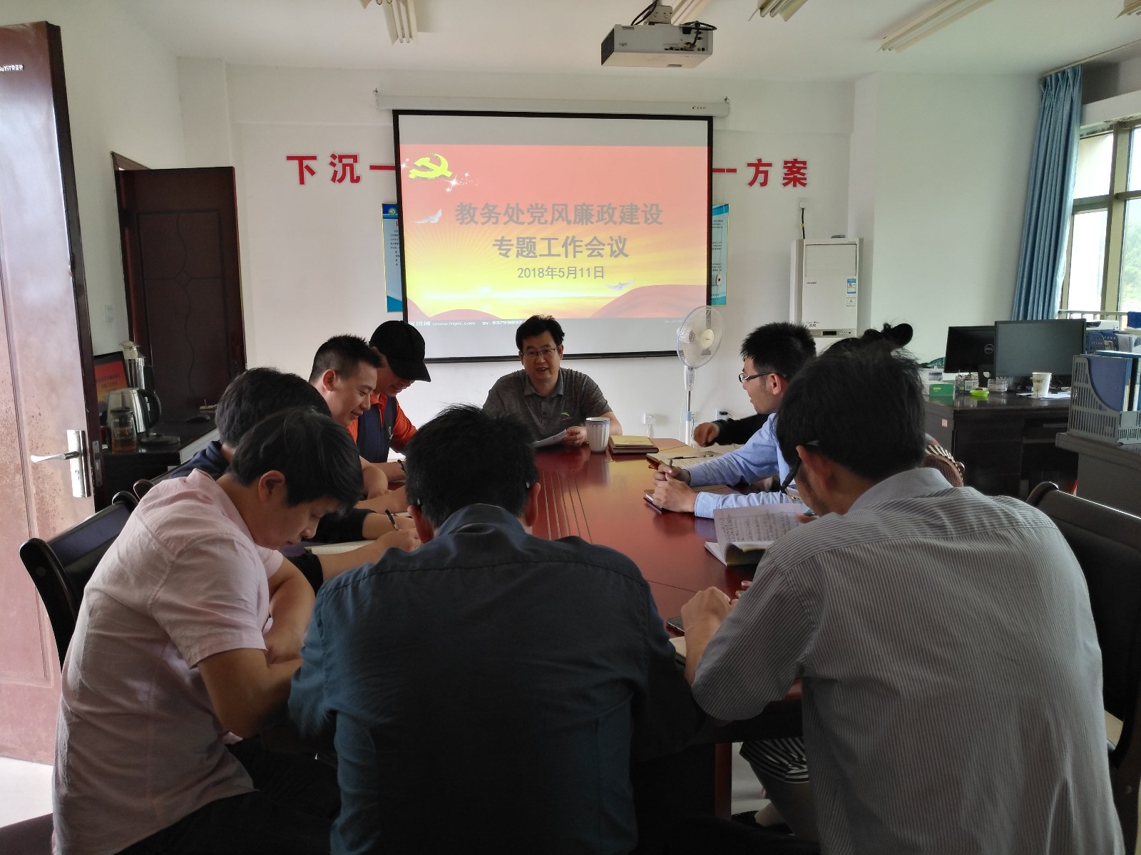 新闻图片.jpg 新闻图片.jpg