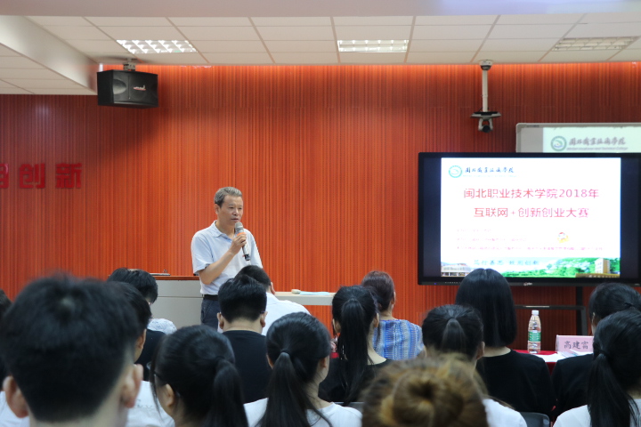 IMG_7103.JPG IMG_7103.JPG