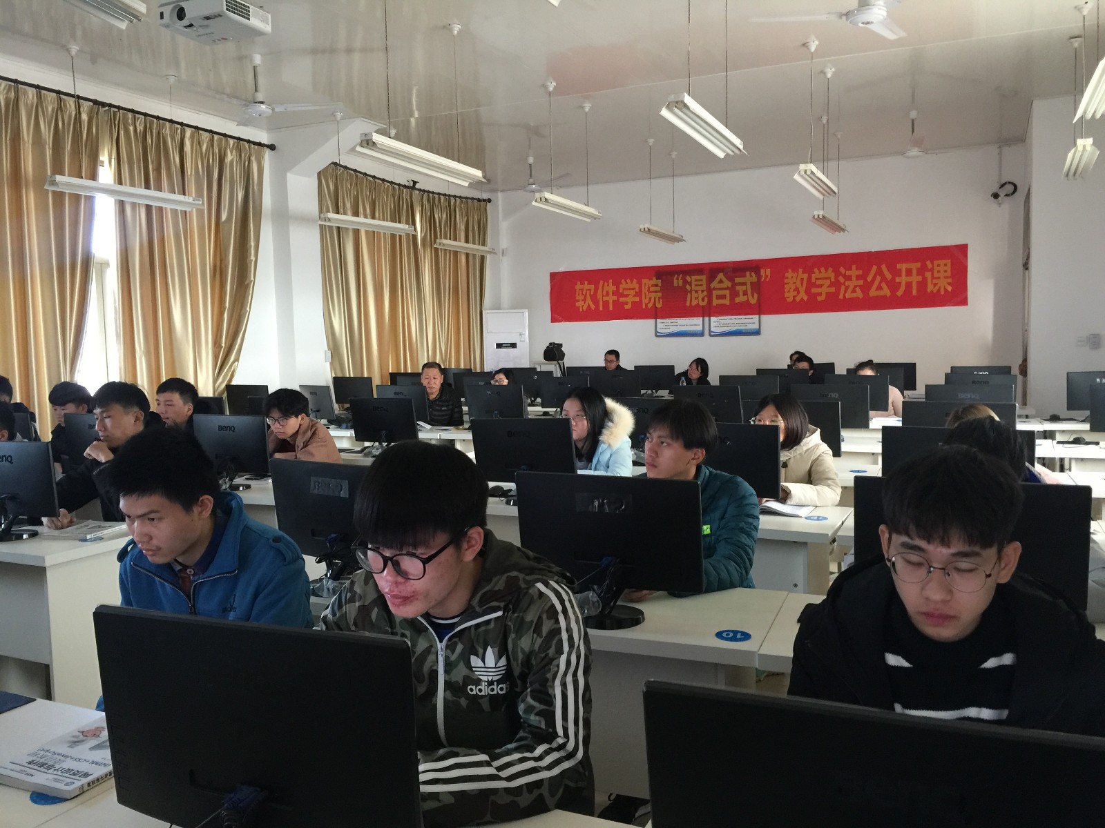 IMG_0435.JPG IMG_0435.JPG