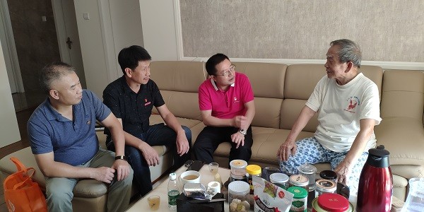 ea68c2c30e5a17772f3b466fe523b496.jpg ea68c2c30e5a17772f3b466fe523b496.jpg