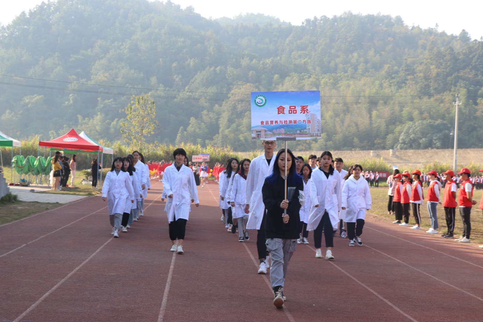 食品系.JPG 食品系.JPG