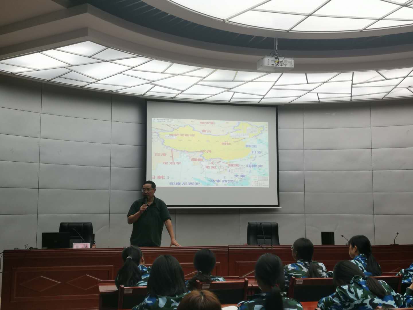 202010192.jpg 202010192.jpg