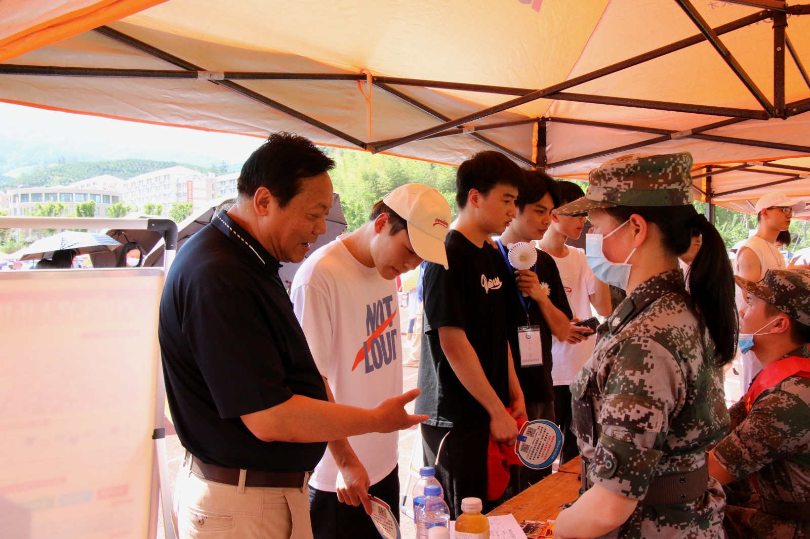 微信图片_20210610213557.jpg 微信图片_20210610213557.jpg