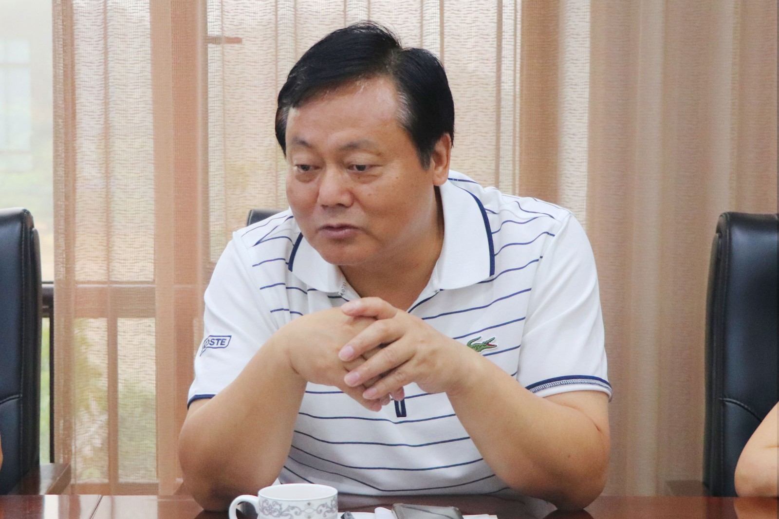 6.18_0001_色相_饱和度 1.jpg