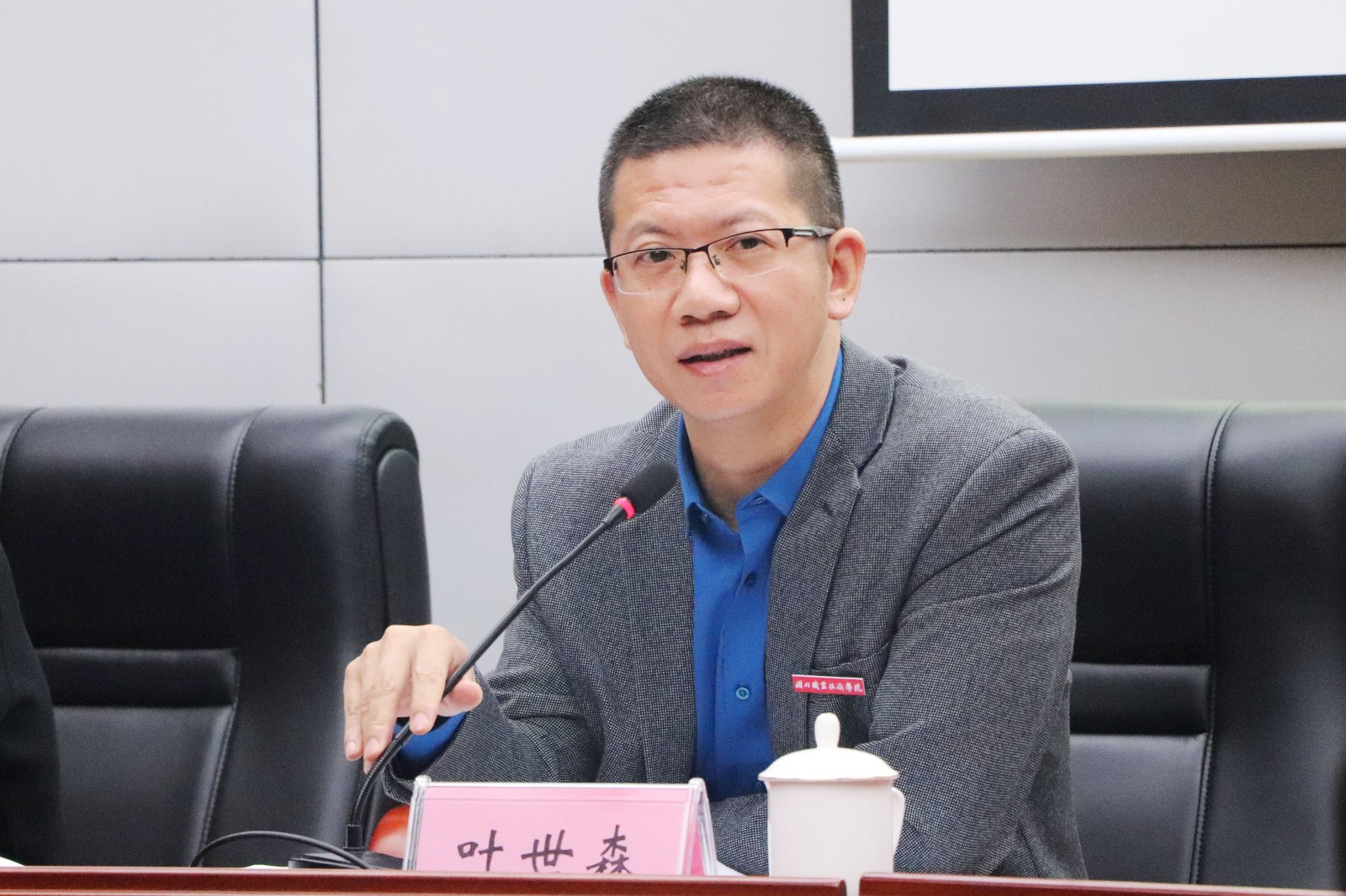 调_0001_亮度_对比度 2.jpg 调_0001_亮度_对比度 2.jpg