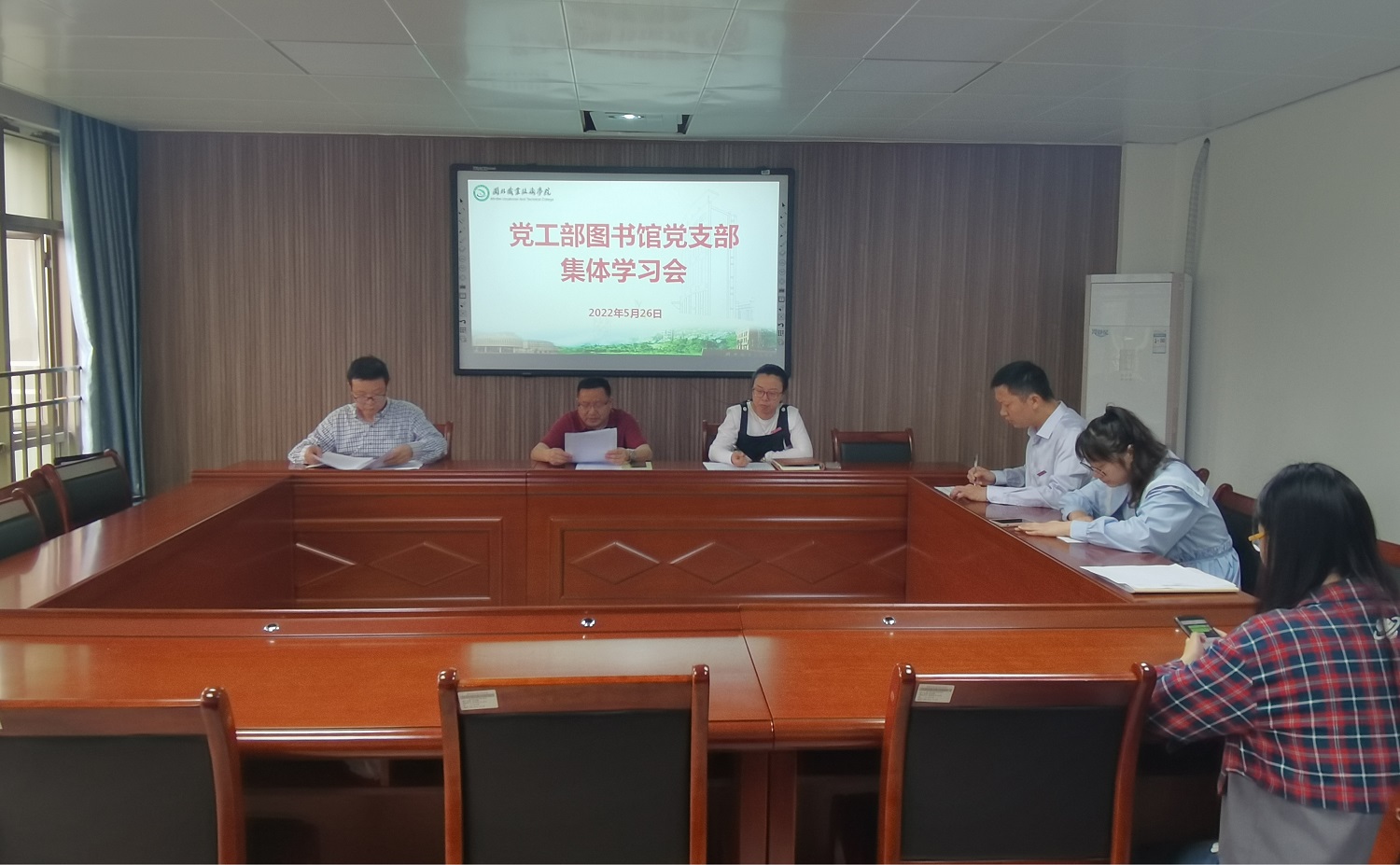 2222222.jpg 2222222.jpg