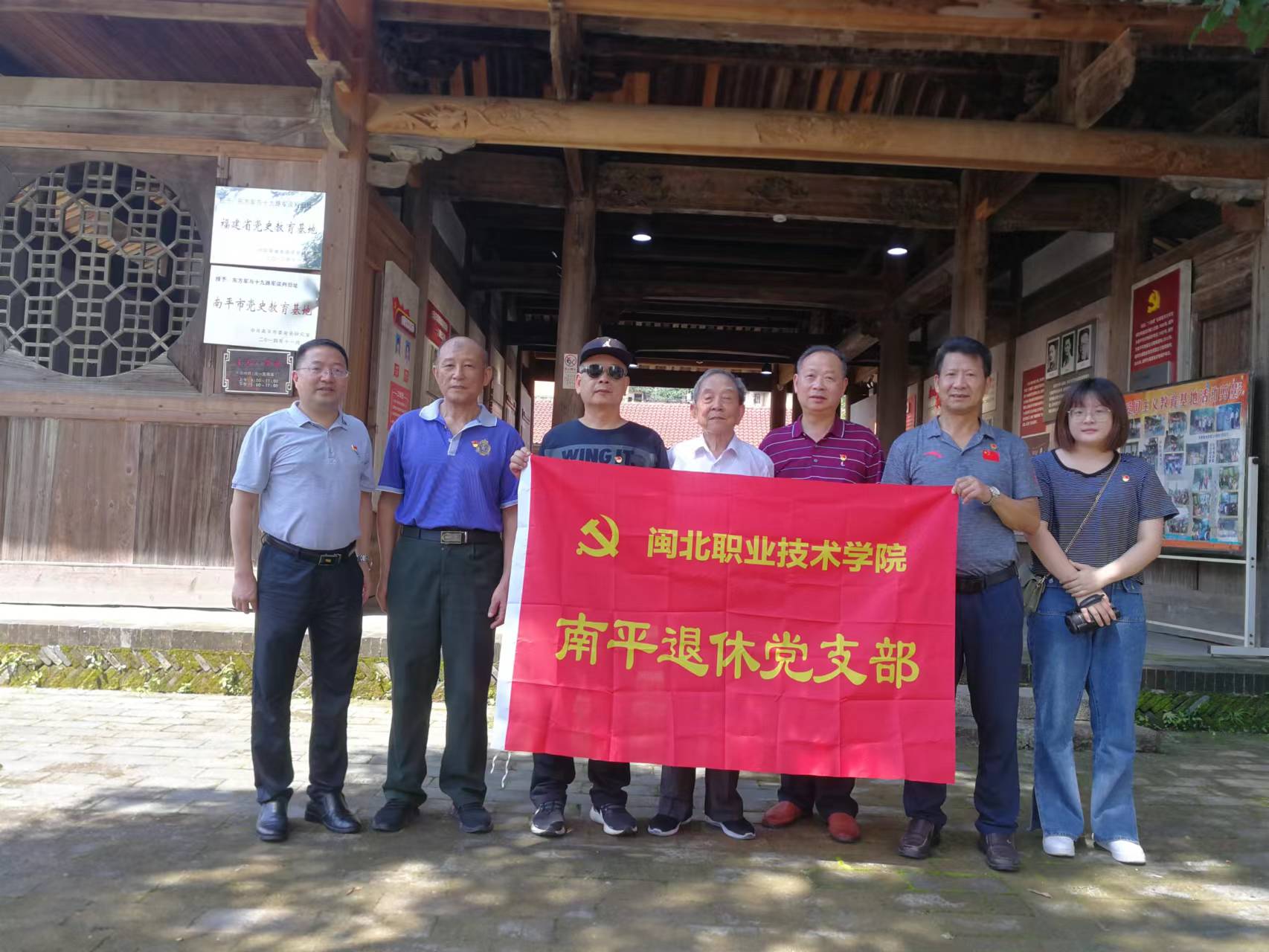 129d1f83adc47f6524fcafeb6b0d717.jpg 129d1f83adc47f6524fcafeb6b0d717.jpg