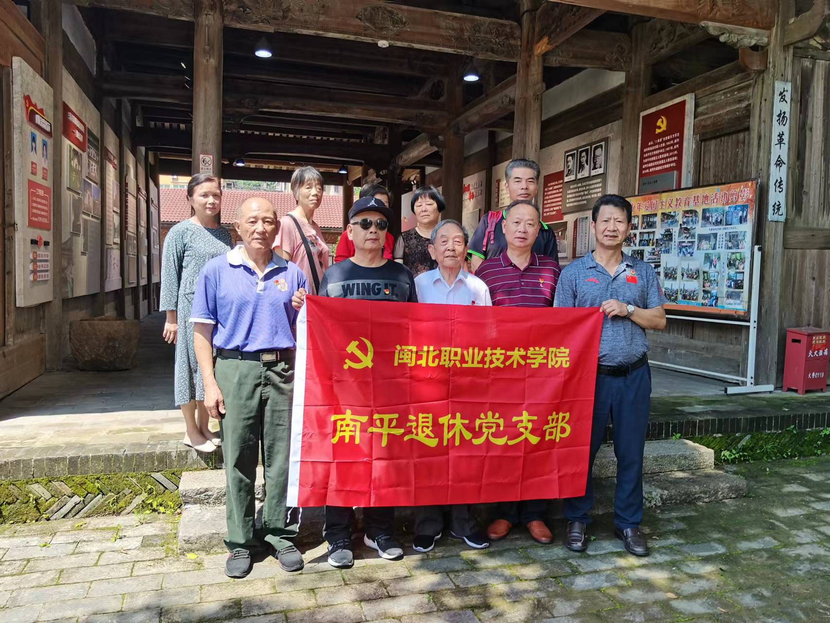 aff5089acbfb4613f59a56627a3fe2e.jpg aff5089acbfb4613f59a56627a3fe2e.jpg