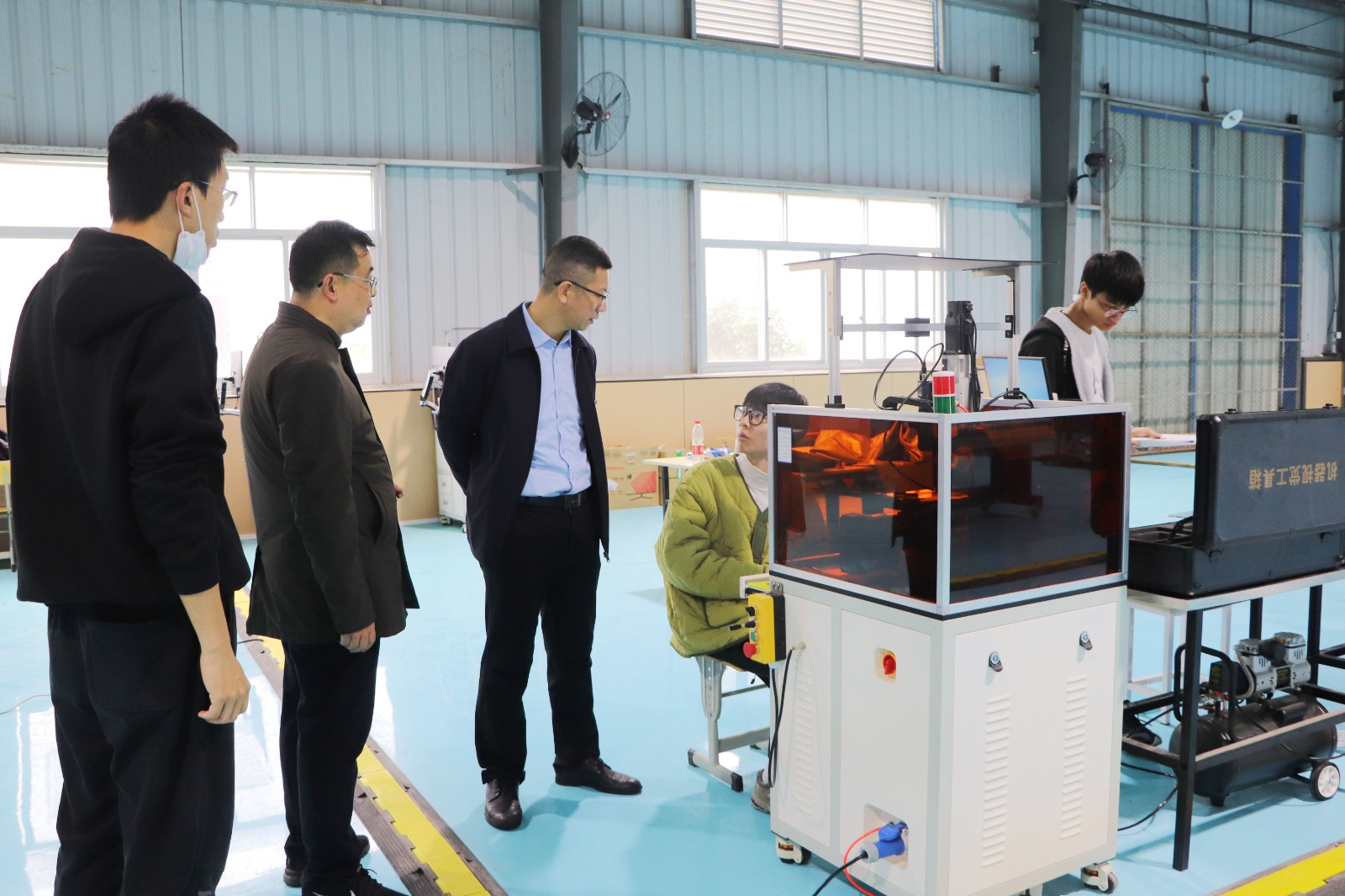 2.13_0003_曲线 4.jpg 2.13_0003_曲线 4.jpg