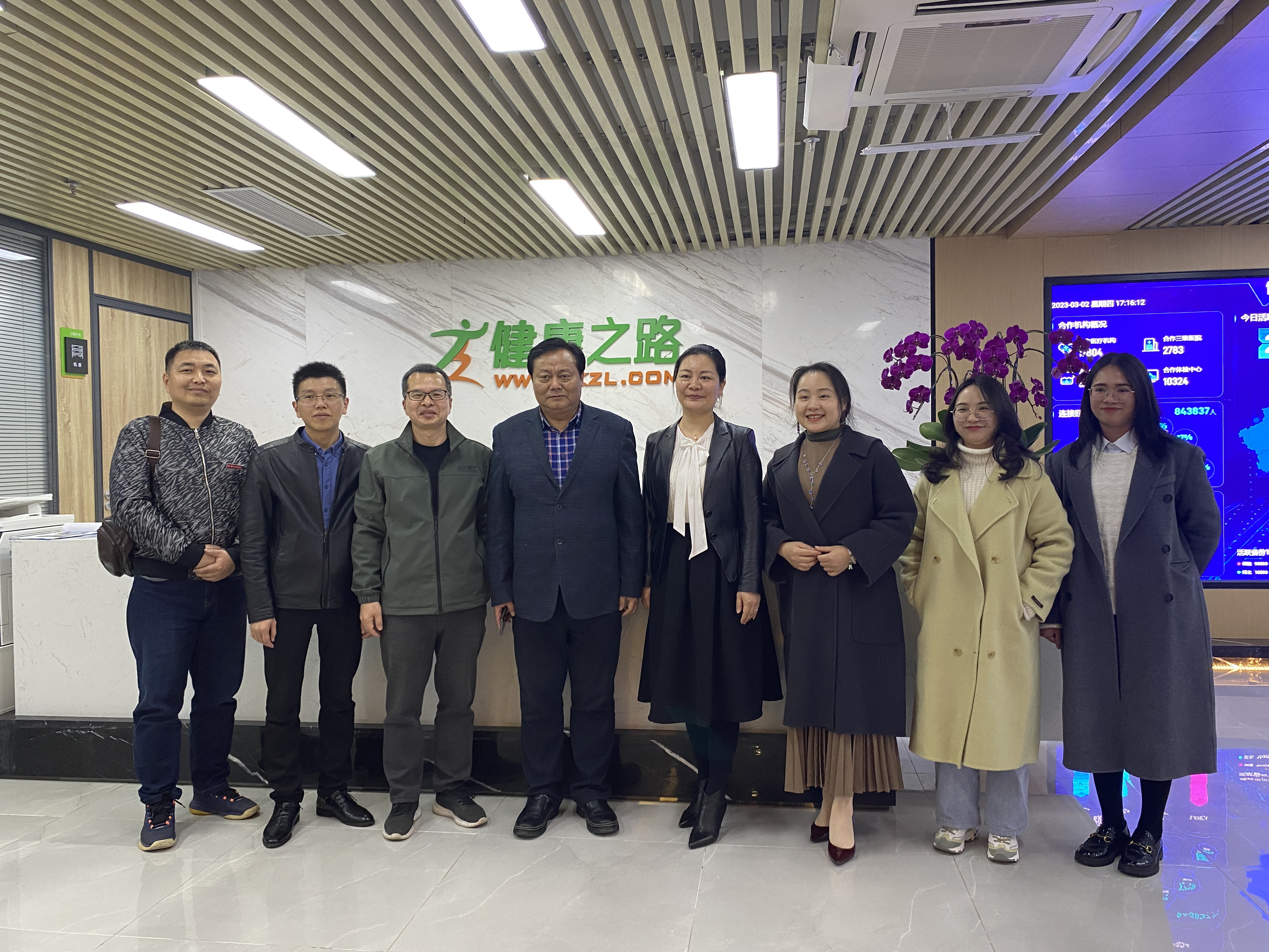 53458cd346f4a0a8f04079e5d1bfa56.jpg 53458cd346f4a0a8f04079e5d1bfa56.jpg