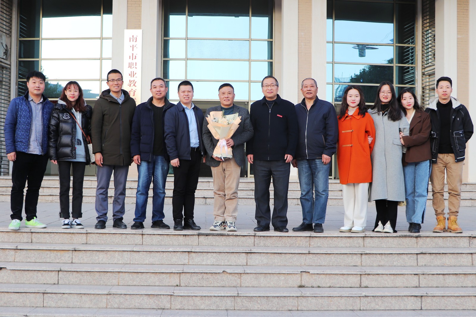 2.27_0041_曲线 30.jpg 2.27_0041_曲线 30.jpg