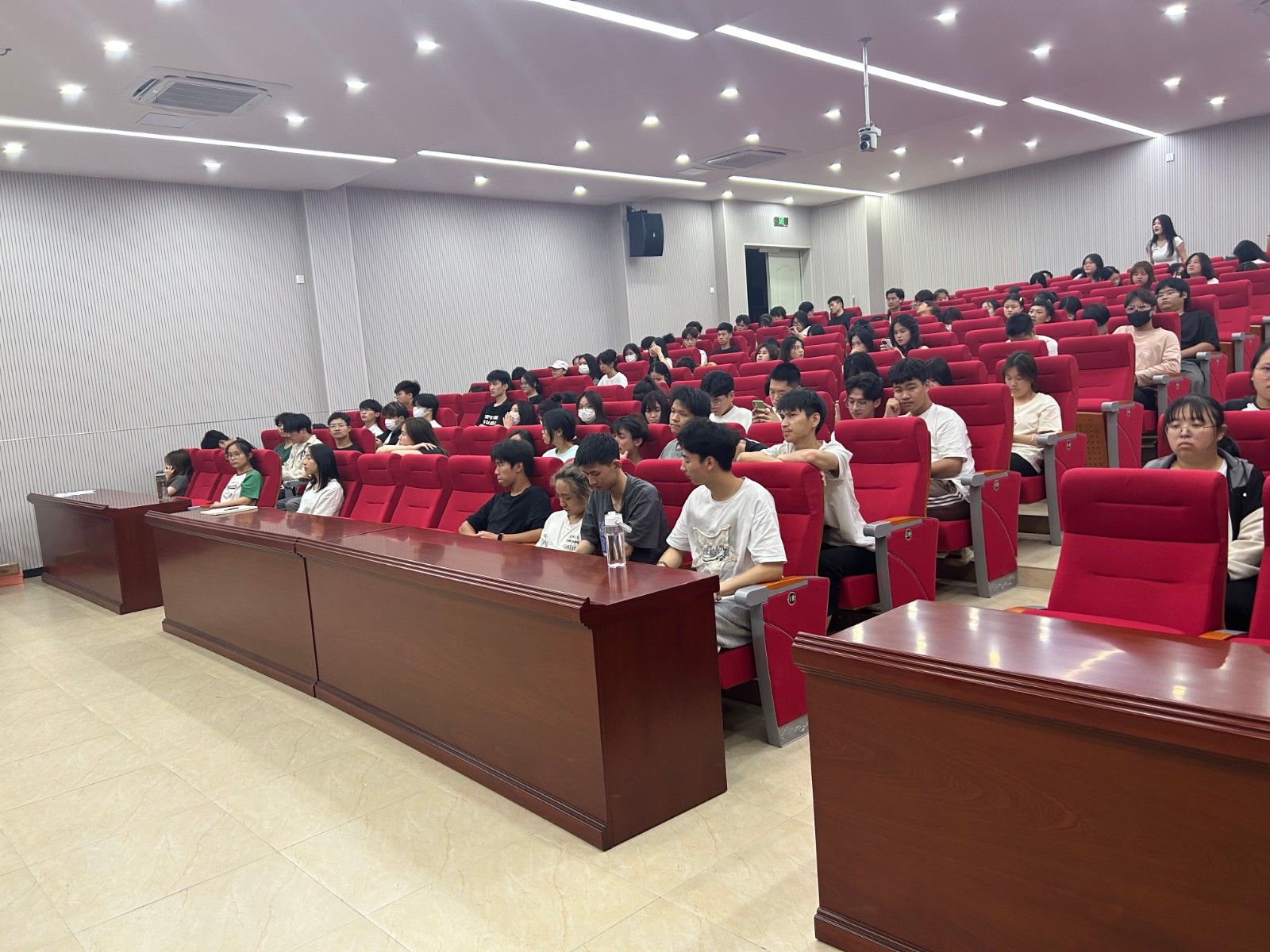 微信图片_20230518205945.jpg 微信图片_20230518205945.jpg