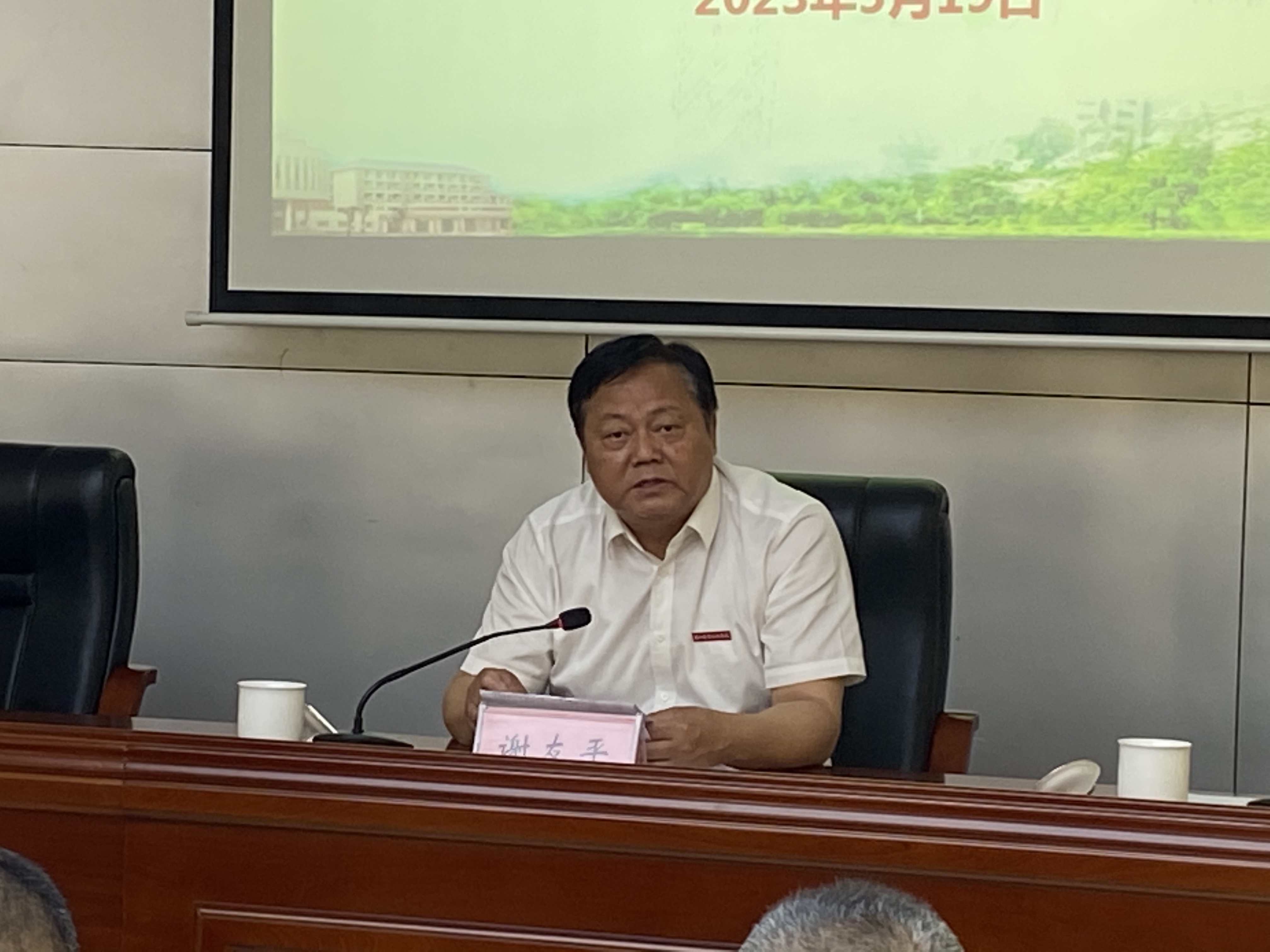 b5bf46da44c731d01f65365820c9ec2.jpg b5bf46da44c731d01f65365820c9ec2.jpg