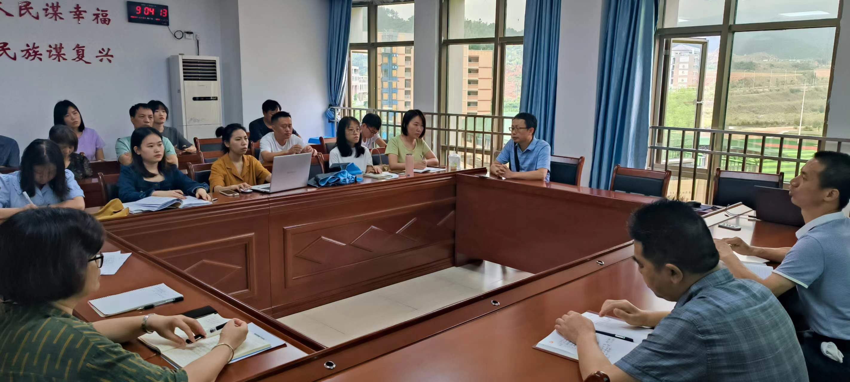 f365d69c5a743b3bd0eca40c23971a0.jpg f365d69c5a743b3bd0eca40c23971a0.jpg