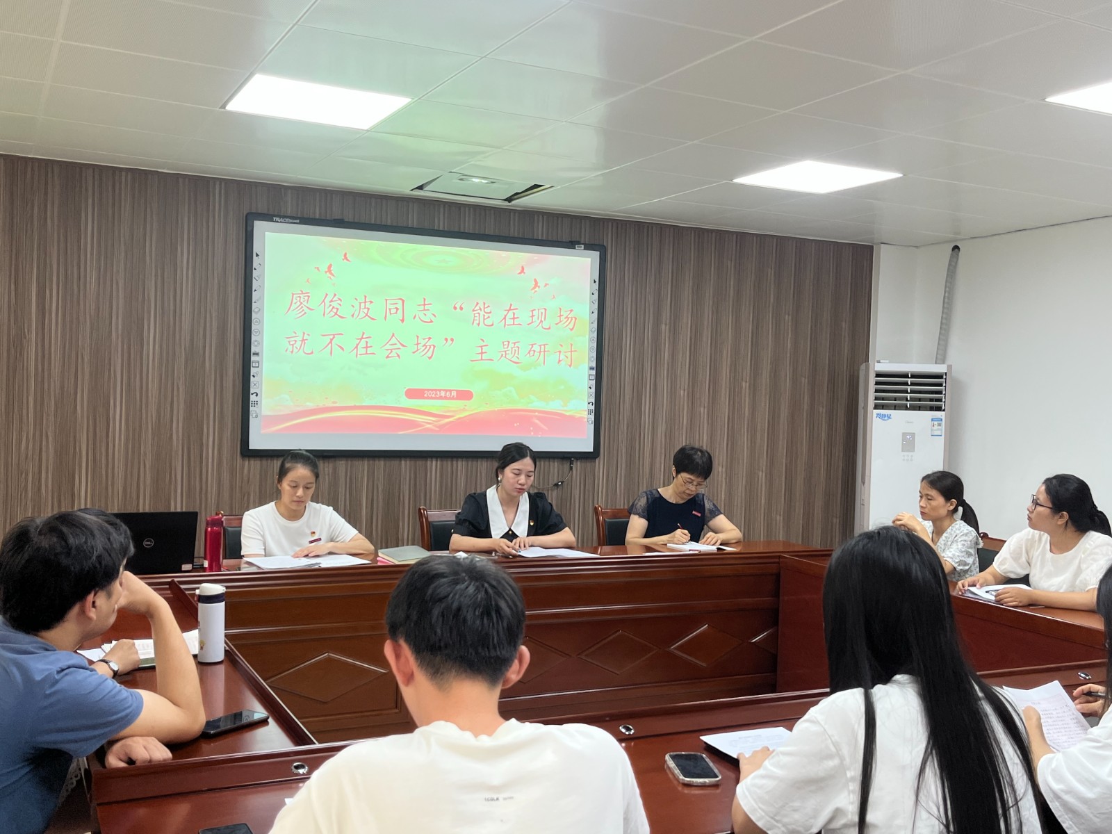 f366461a9e2da73a84fdaa86a7ef0e8.jpg f366461a9e2da73a84fdaa86a7ef0e8.jpg