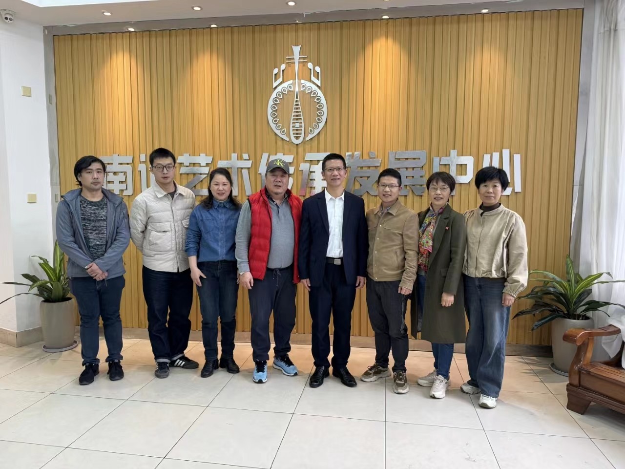 ebeed8019bd18a06d611a54310252dc.jpg ebeed8019bd18a06d611a54310252dc.jpg