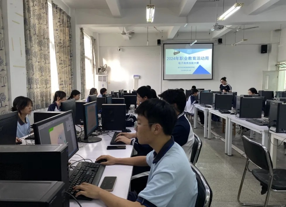 2.webp.jpg 2.webp.jpg