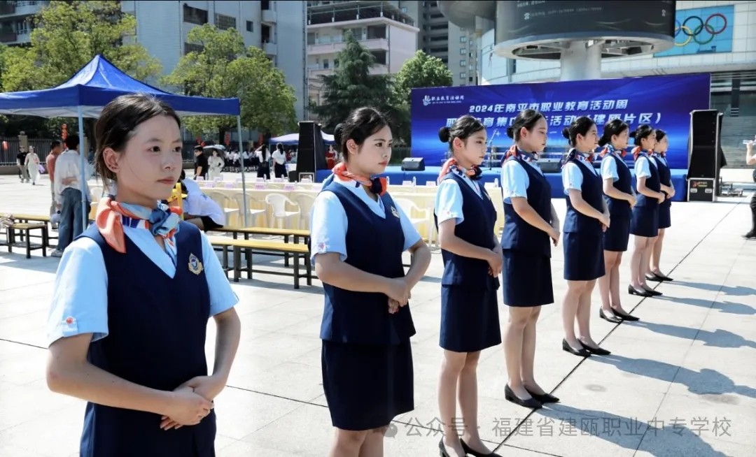 3.webp.jpg 3.webp.jpg