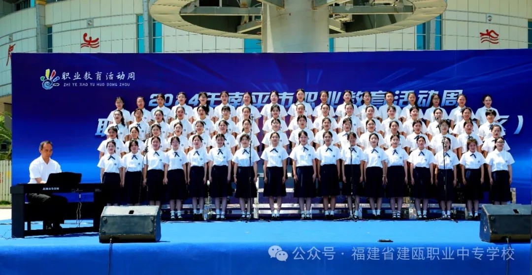 15.webp.jpg 15.webp.jpg