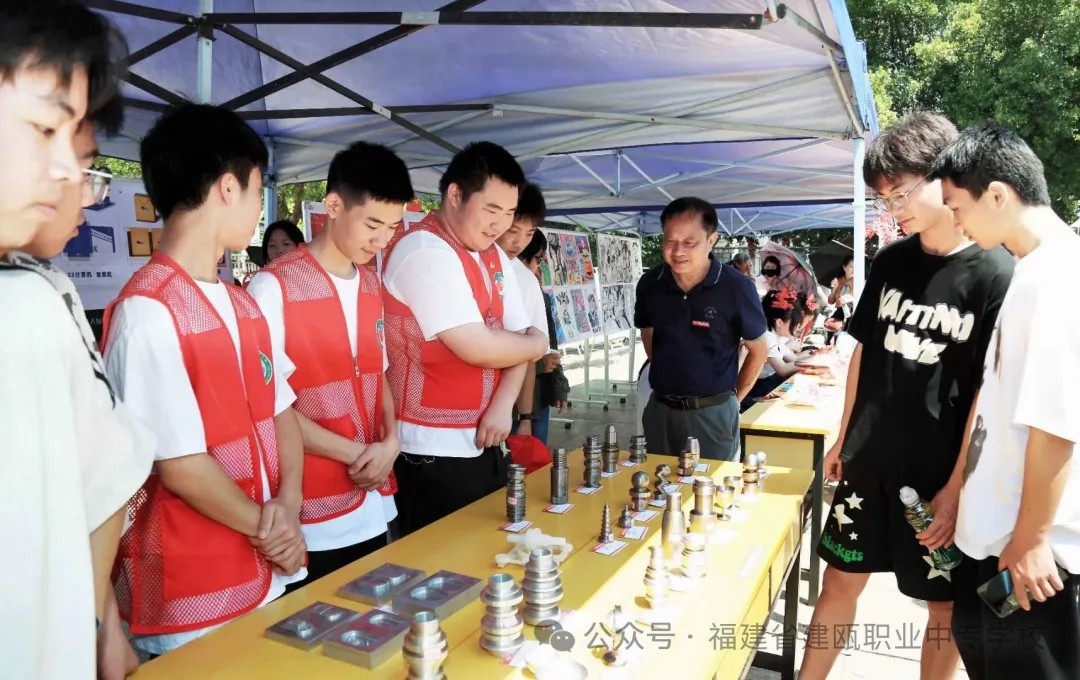 26.webp.jpg 26.webp.jpg