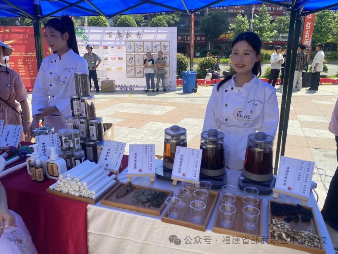 9.webp.jpg 9.webp.jpg