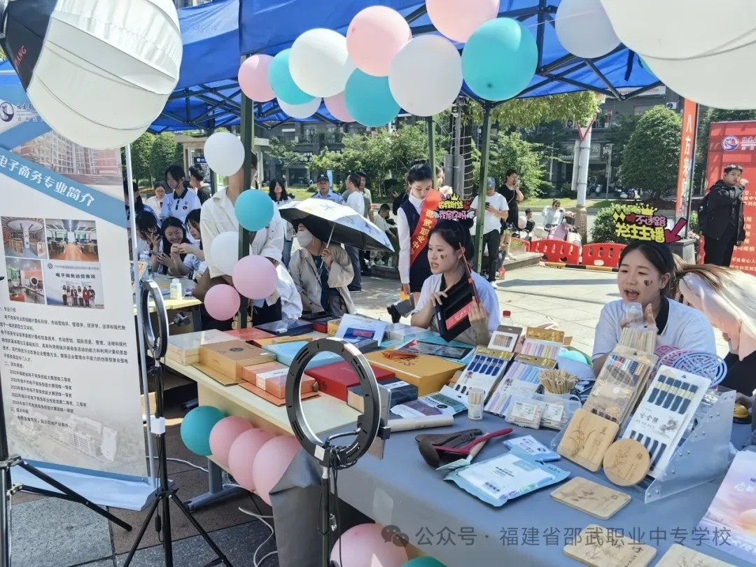 22.webp.jpg 22.webp.jpg