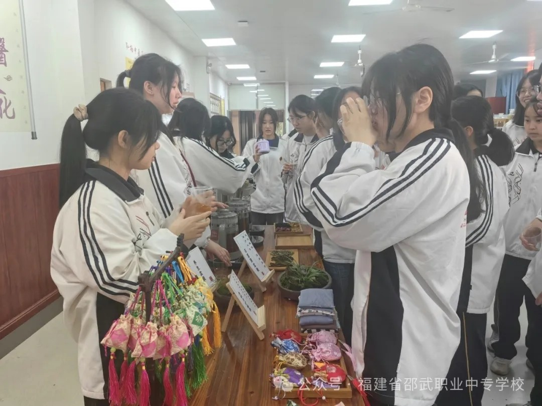 35.webp.jpg 35.webp.jpg