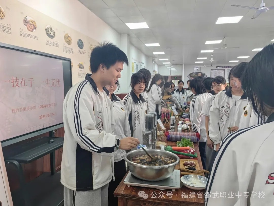 36.webp.jpg 36.webp.jpg