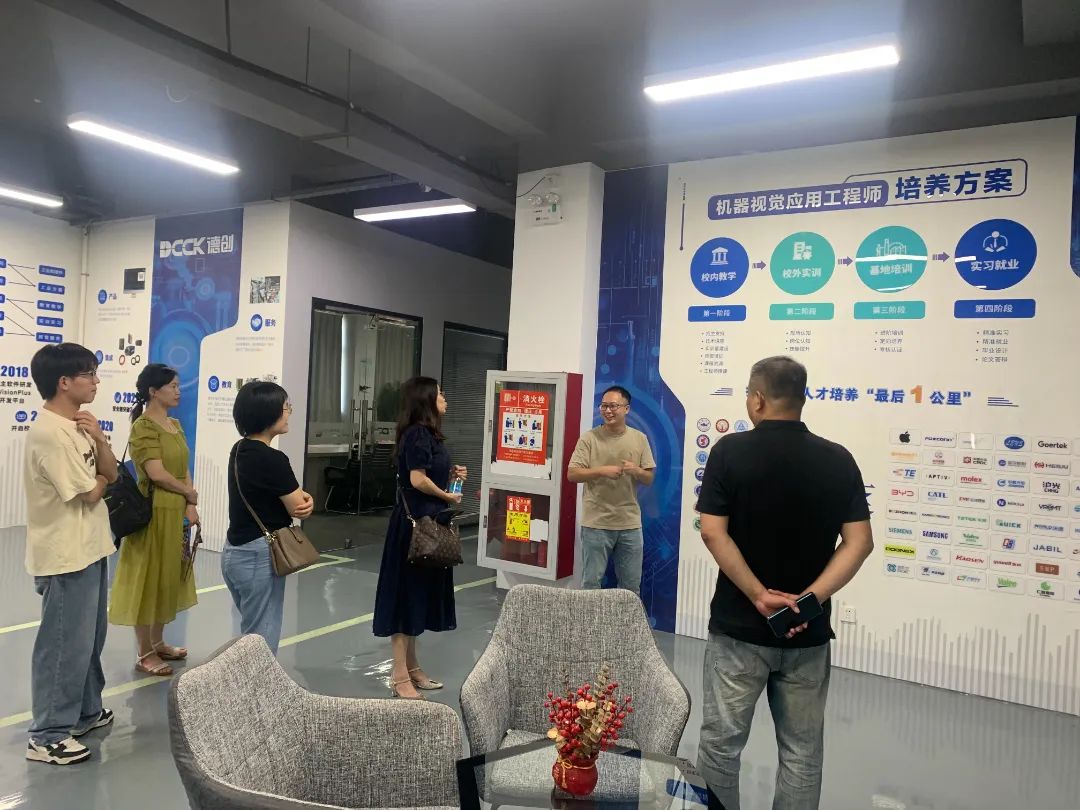 微信图片_20240729225119.jpg 微信图片_20240729225119.jpg