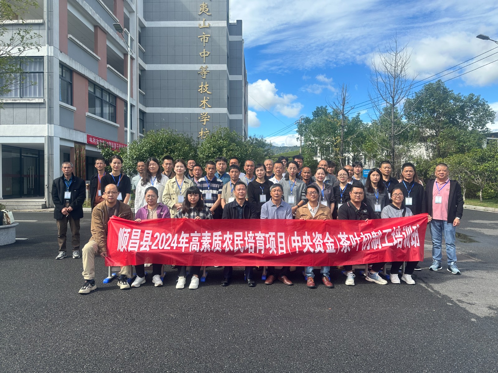 064b127661f1eb0fae317aee9f5e1de.jpg 064b127661f1eb0fae317aee9f5e1de.jpg