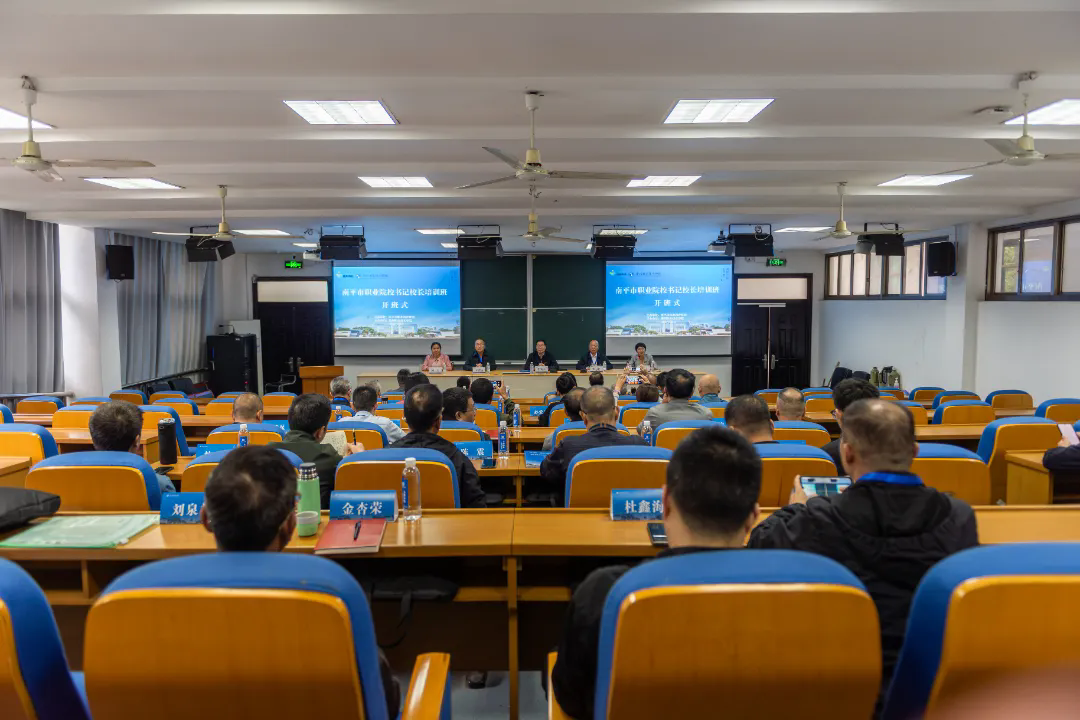 1.webp.png 1.webp.png