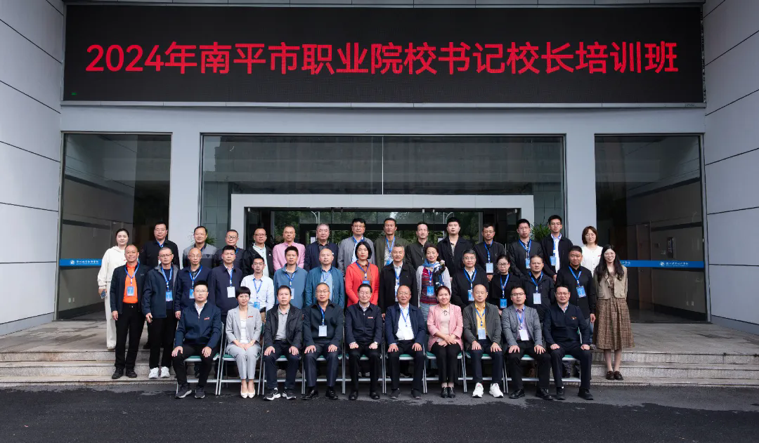 10.webp.png 10.webp.png