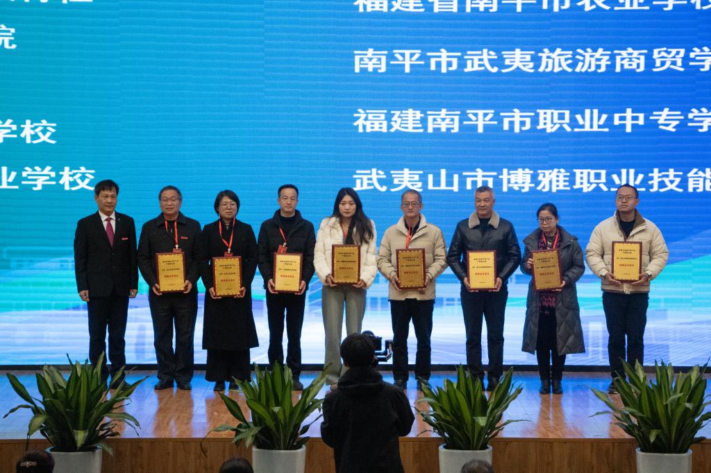 20241226_205013_020.jpg 20241226_205013_020.jpg