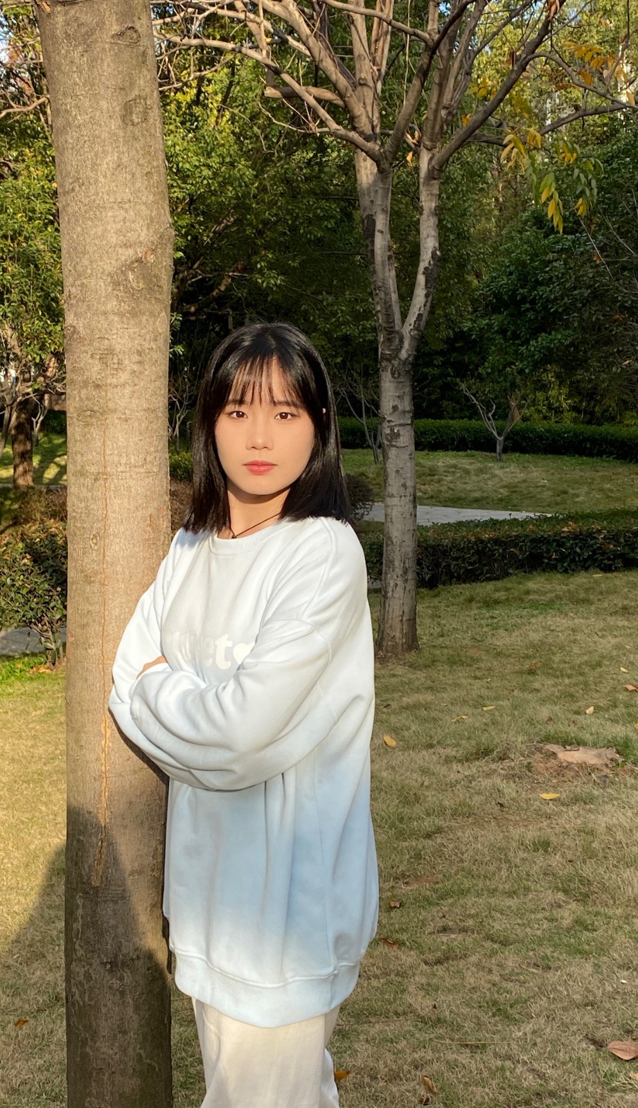 周思颜-生活照1.jpg 周思颜-生活照1.jpg