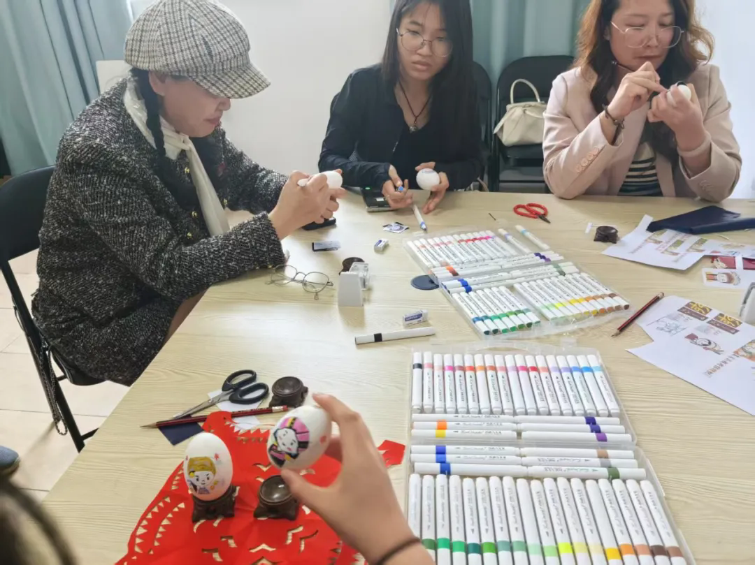 “弘扬雷锋精神🙆🏻♀️,传承民族文化”主题党日2.webp.png “弘扬雷锋精神,传承民族文化”主题党日2.webp.png