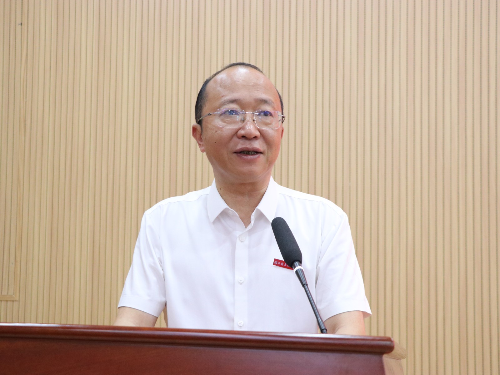 宣讲2.jpg 宣讲2.jpg