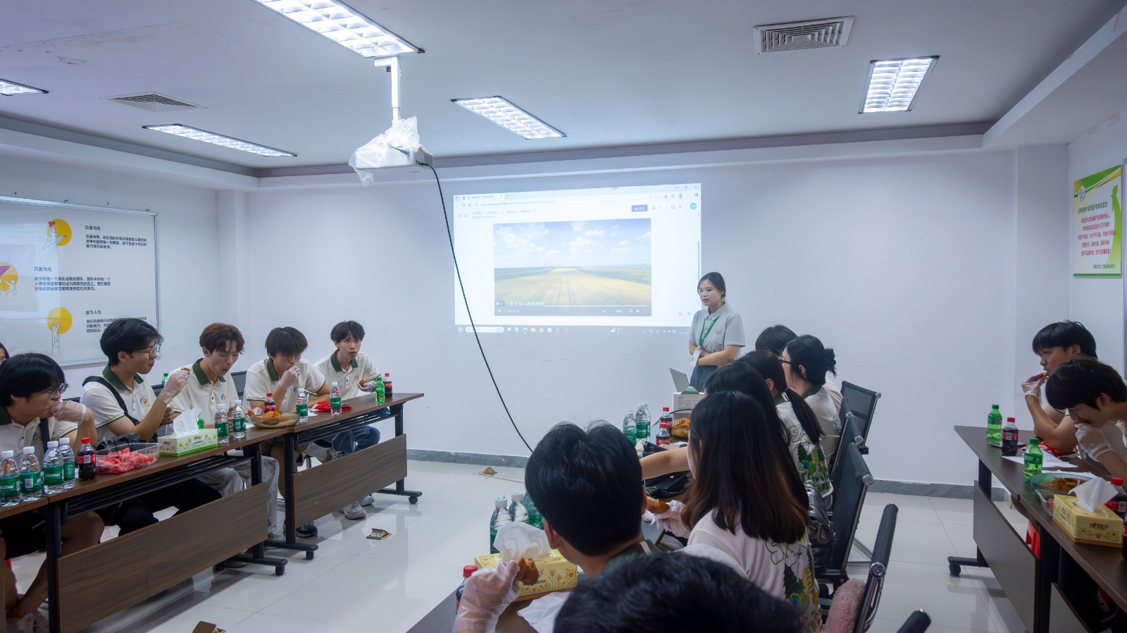DSC_4609-已增强-降噪(1).jpg DSC_4609-已增强-降噪(1).jpg