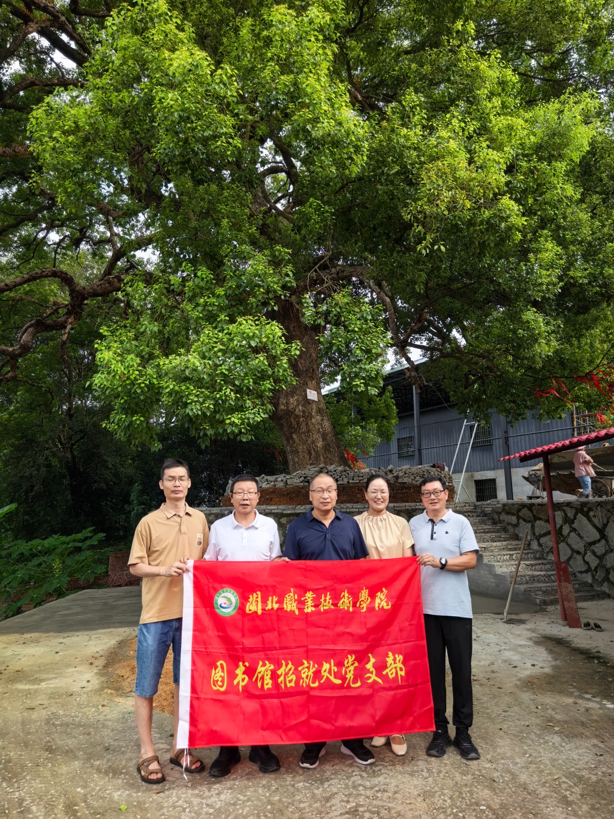 图片4.jpg 图片4.jpg